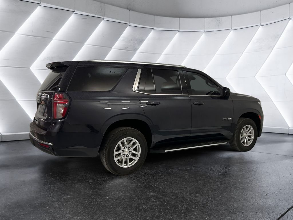 Used 2024 Chevrolet Tahoe LS RWD image 4