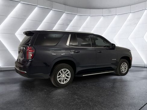 Used 2024 Chevrolet Tahoe LS RWD image 4