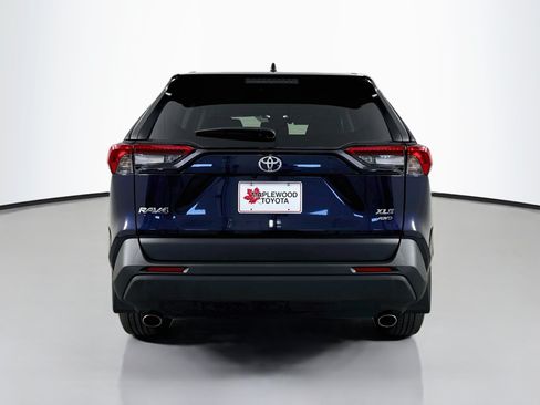 Used 2023 Toyota RAV4 XLE Premium AWD/4WD image 6