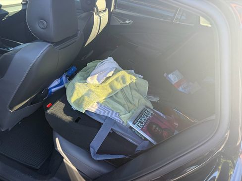 Used 2023 Volkswagen ID.4 Pro S Plus image 10