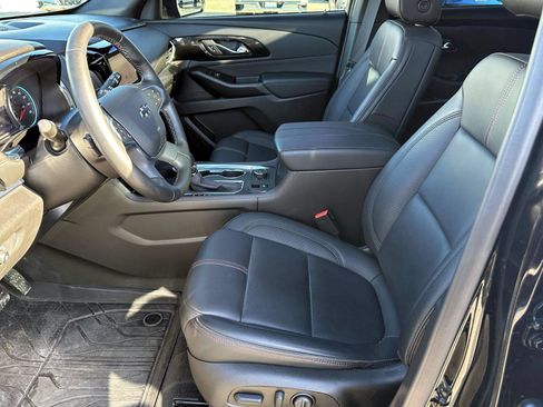Certified 2024 Chevrolet Traverse RS w/ LPO, Floor Liner Package image 19
