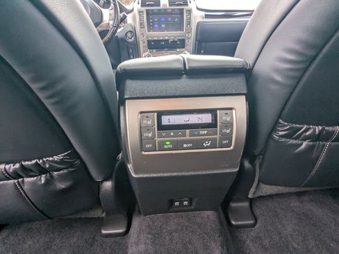 Used 2021 Lexus GX 460 Premium image 13