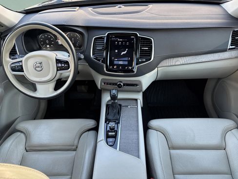 Used 2021 Volvo XC90 T6 Inscription w/ Advanced Package image 8