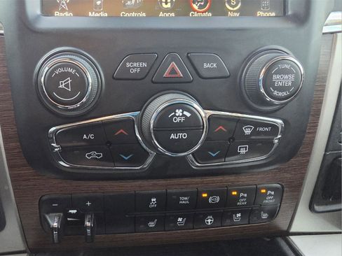 Used 2017 RAM 3500 Laramie image 23