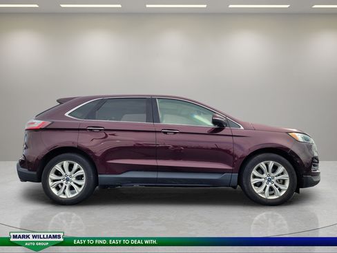 Used 2020 Ford Edge Titanium w/ Equipment Group 301A AWD/4WD image 2