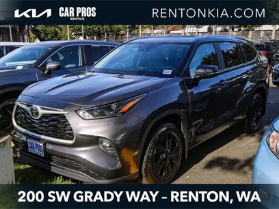 Used 2023 Toyota Highlander XLE