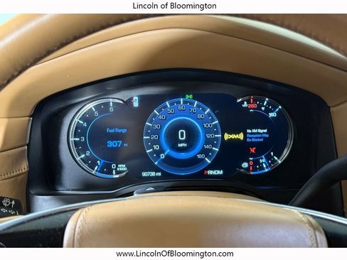 Used 2016 Cadillac Escalade ESV Platinum AWD/4WD image 30
