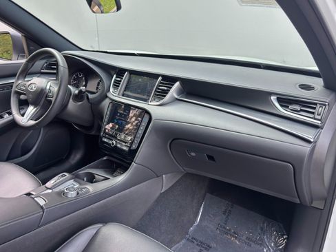 Used 2024 INFINITI QX50 Sport FWD image 14