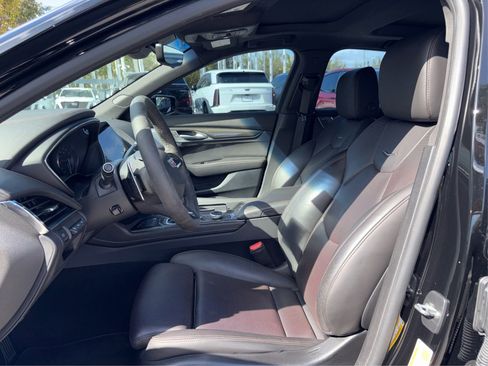 Used 2020 Cadillac CT5 V w/ Premium Package image 9