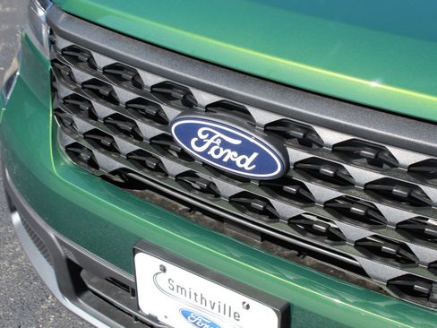 New 2025 Ford Maverick XLT w/ Equipment Group 301A image 9