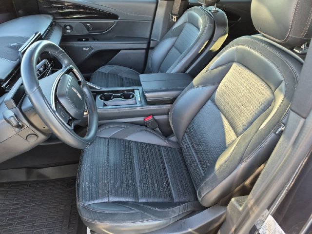 Used 2024 Lincoln Nautilus Reserve w/ Equipment Group 202A AWD/4WD image 13