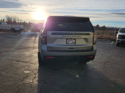 Used 2023 Chevrolet Suburban RST w/ Luxury Package image 10