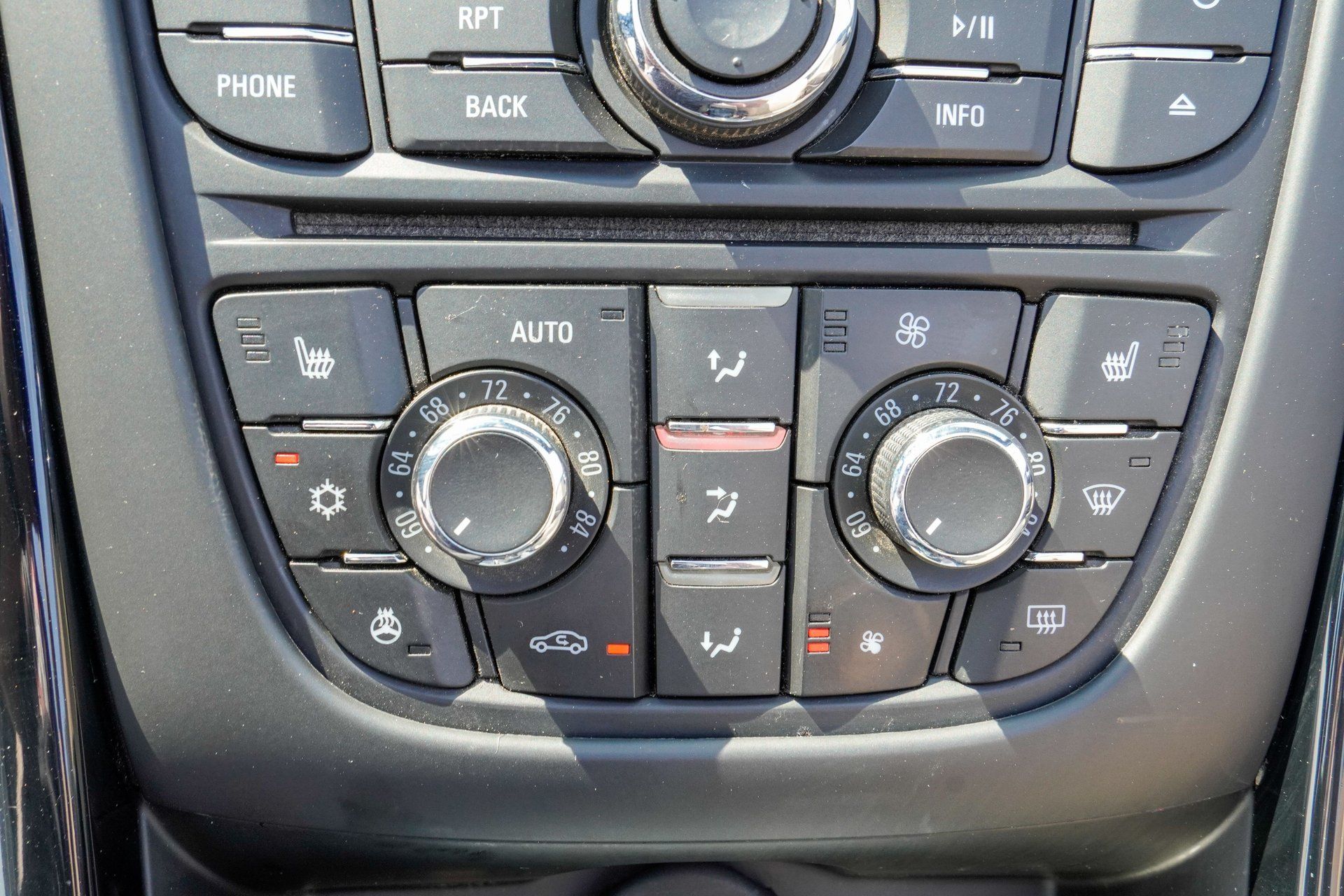 Used 2017 Buick Cascada Premium FWD image 16
