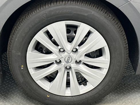 Certified 2024 Nissan Sentra S FWD image 20