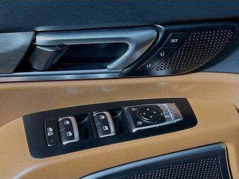 Used 2025 Kia Telluride SX Prestige X-Line image 17