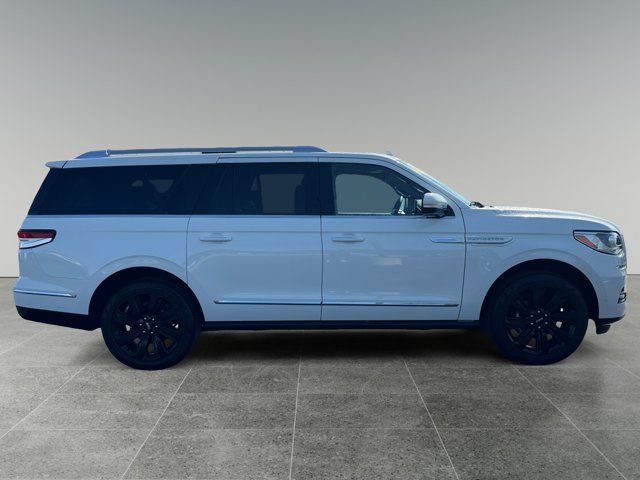 Used 2024 Lincoln Navigator L Reserve AWD/4WD image 6