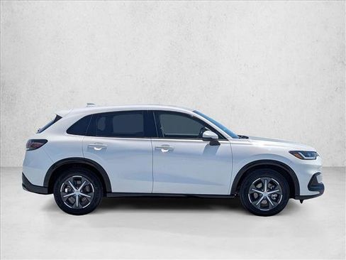 Used 2024 Honda HR-V EX-L image 5