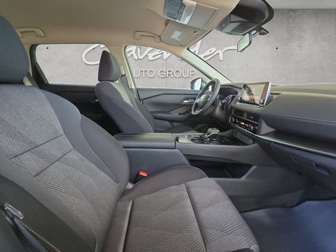 New 2026 Nissan Rogue SV FWD image 24
