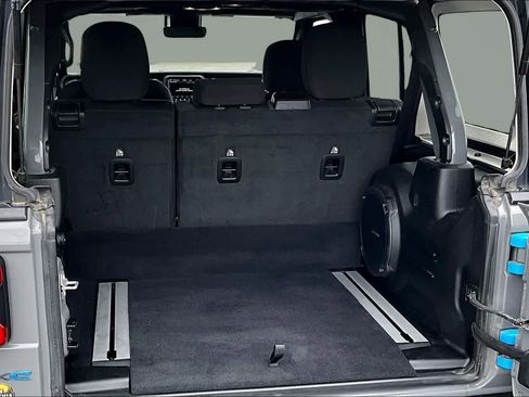 Used 2021 Jeep Wrangler Unlimited Rubicon w/ Dual Top Group image 19