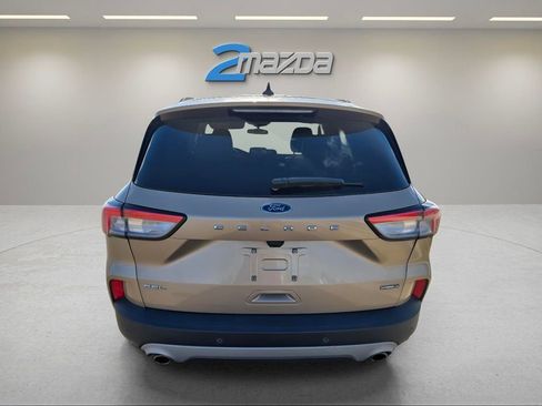 Used 2021 Ford Escape SEL image 4