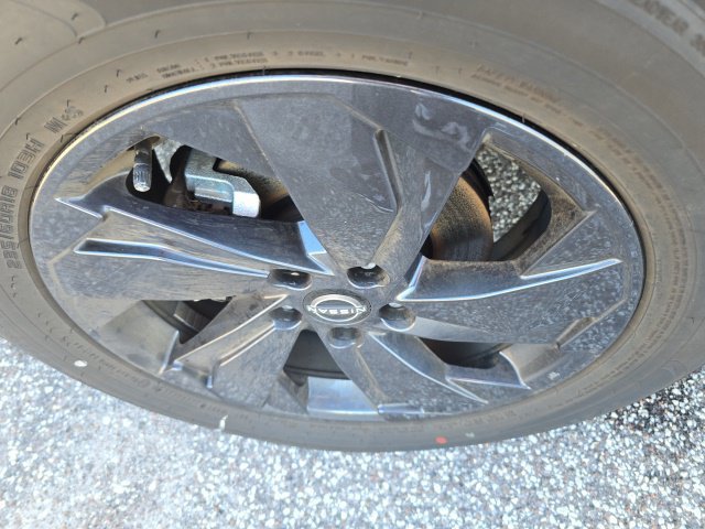 Used 2026 Nissan Rogue SV FWD image 7