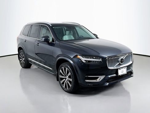Used 2022 Volvo XC90 T6 Inscription w/ Advanced Package AWD/4WD image 3