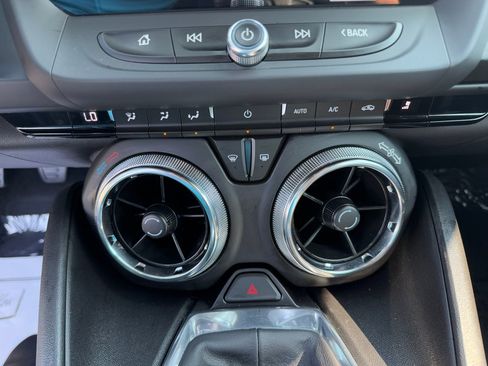 Used 2017 Chevrolet Camaro SS image 26