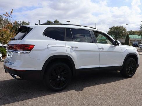 New 2026 Volkswagen Atlas SE image 7