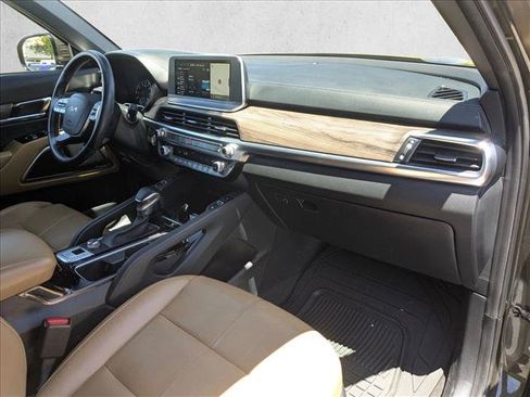 Used 2022 Kia Telluride SX FWD image 21