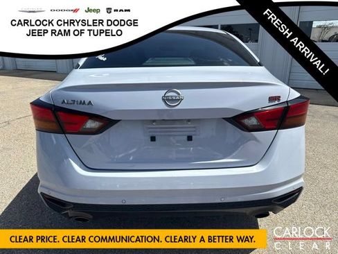 Used 2024 Nissan Altima 2.5 SR FWD image 9