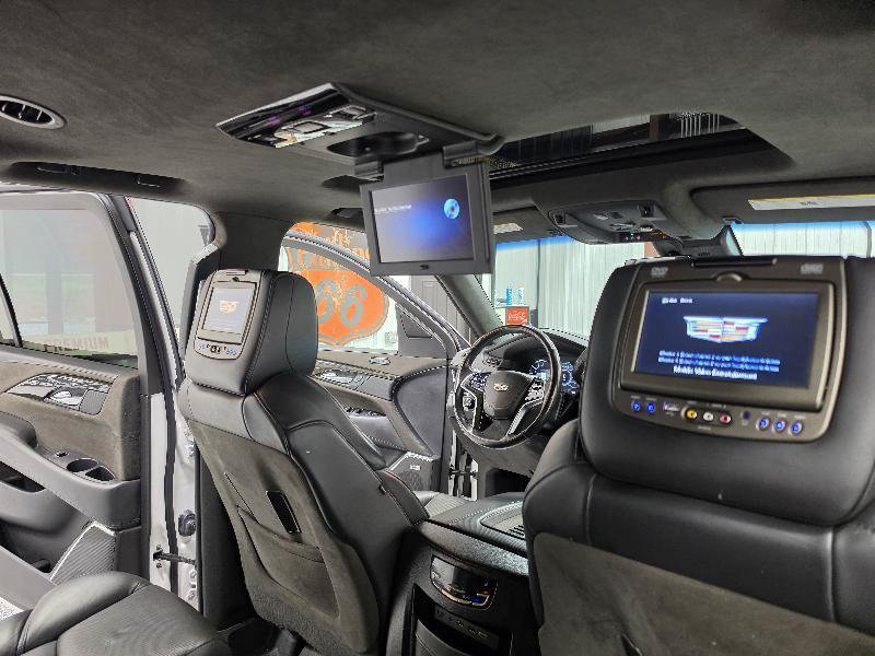 Used 2018 Cadillac Escalade ESV Platinum AWD/4WD image 21