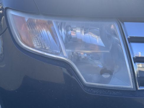 Used 2010 Ford Edge SE image 48