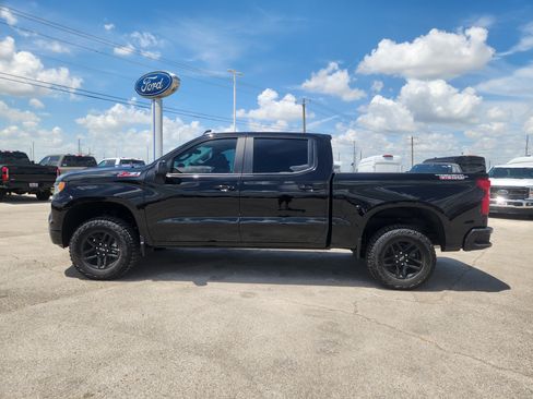 New 2026 Chevrolet Silverado 1500 LT Trail Boss w/ Convenience Package II AWD/4WD image 3