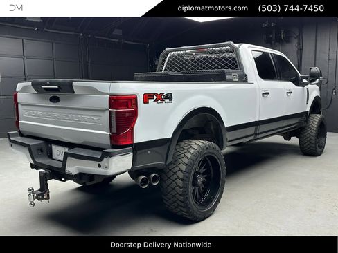 Used 2022 Ford F350 Lariat w/ Lariat Ultimate Package image 7