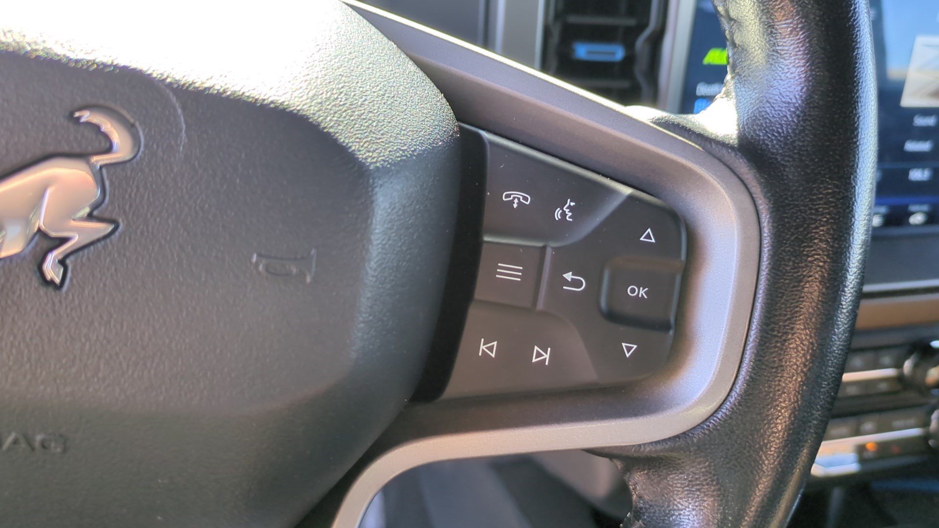 Used 2021 Ford Bronco Outer Banks AWD/4WD image 16