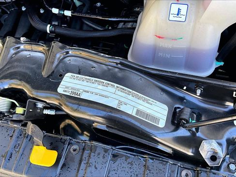 Used 2025 RAM ProMaster 1500 w/ Safety Group FWD image 31