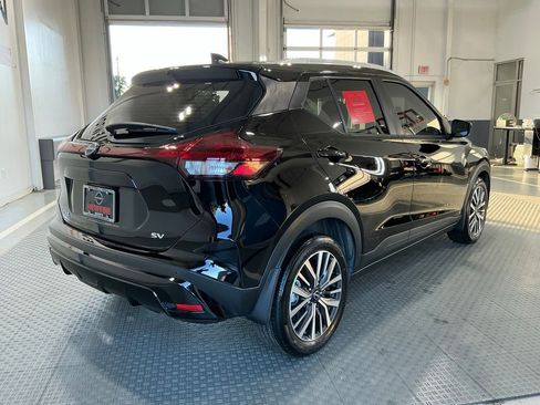 Used 2024 Nissan Kicks SV FWD image 19