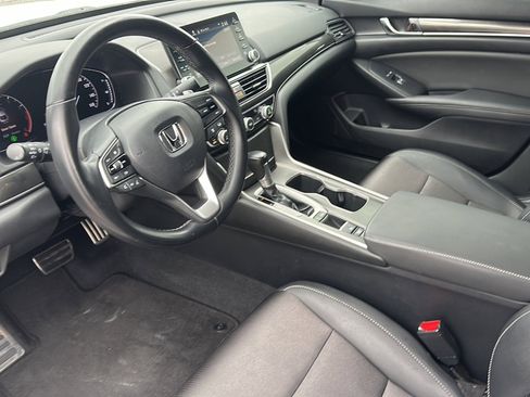 Used 2020 Honda Accord Sport image 12