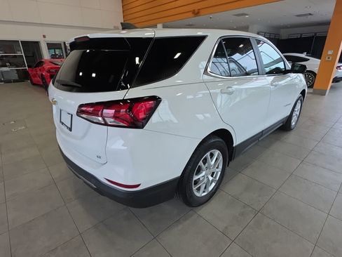 Used 2023 Chevrolet Equinox LT FWD image 9