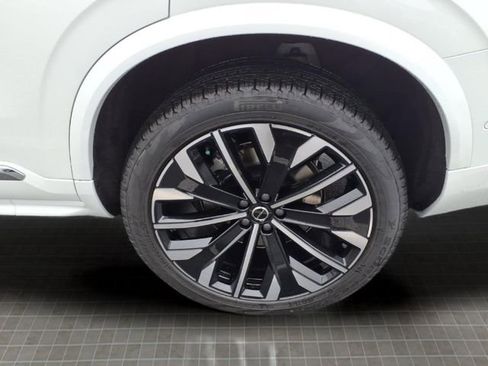New 2026 Volvo XC90 T8 Ultra w/ Protection Package Premier AWD/4WD image 10