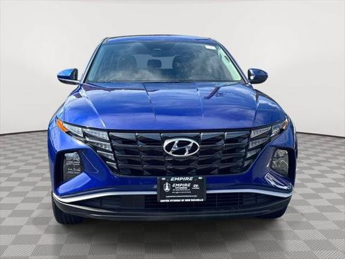 Used 2022 Hyundai Tucson SE AWD/4WD image 2