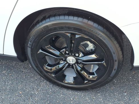Used 2025 Honda Accord LX image 11
