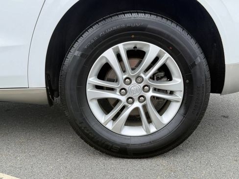 Used 2020 Buick Enclave Essence FWD image 12