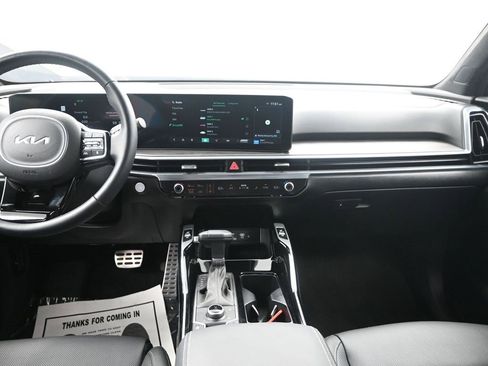 Certified 2025 Kia Sorento SX Prestige image 35