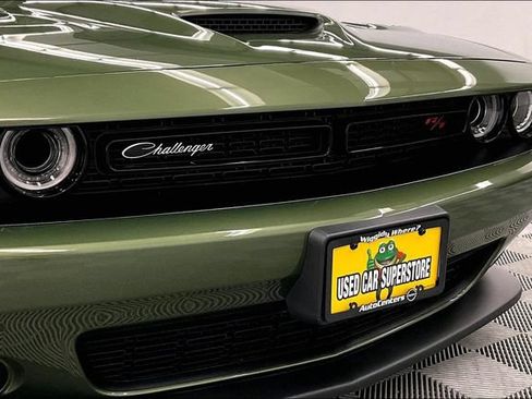 Used 2021 Dodge Challenger R/T Scat Pack w/ Dynamics Package RWD image 32