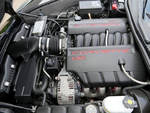 Used 2007 Chevrolet Corvette Convertible w/ Preferred Equipment Group RWD image 35