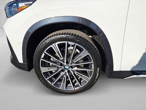 New 2026 BMW X1 xDrive28i w/ Convenience Package image 10