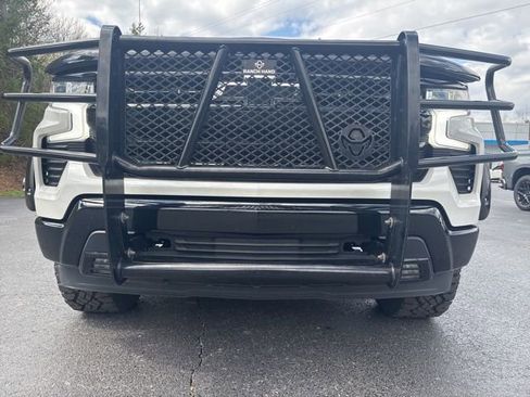 Used 2022 Chevrolet Silverado 1500 LT Trail Boss w/ Protection Package image 13