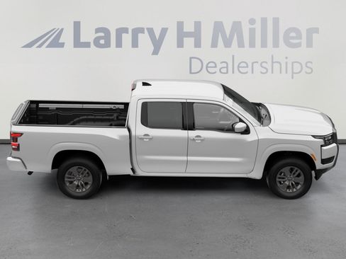 New 2026 Nissan Frontier SV w/ SV Convenience Package RWD image 4