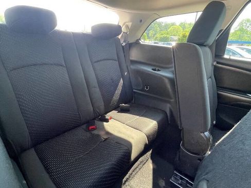 Used 2018 Dodge Journey SE w/ Blacktop Package FWD image 17
